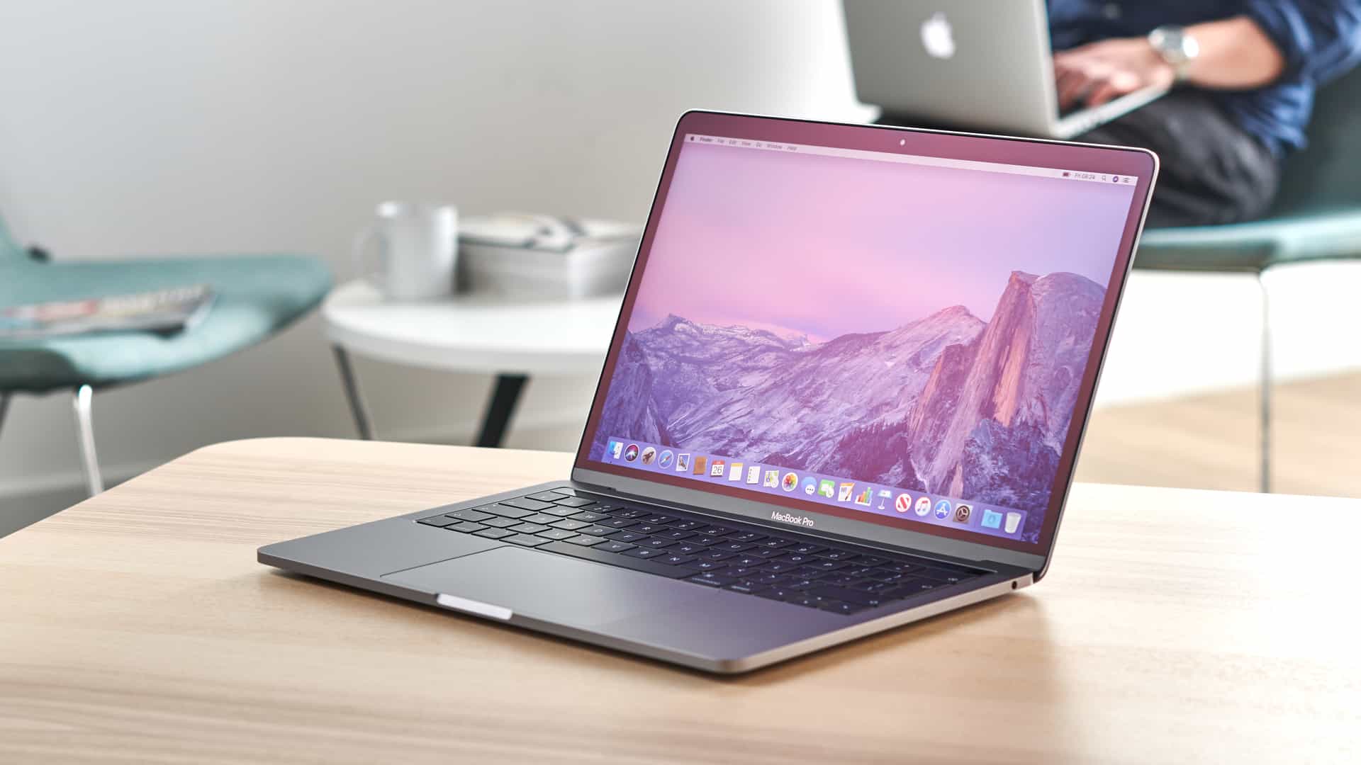 MacBook Pro 13 Laptop2