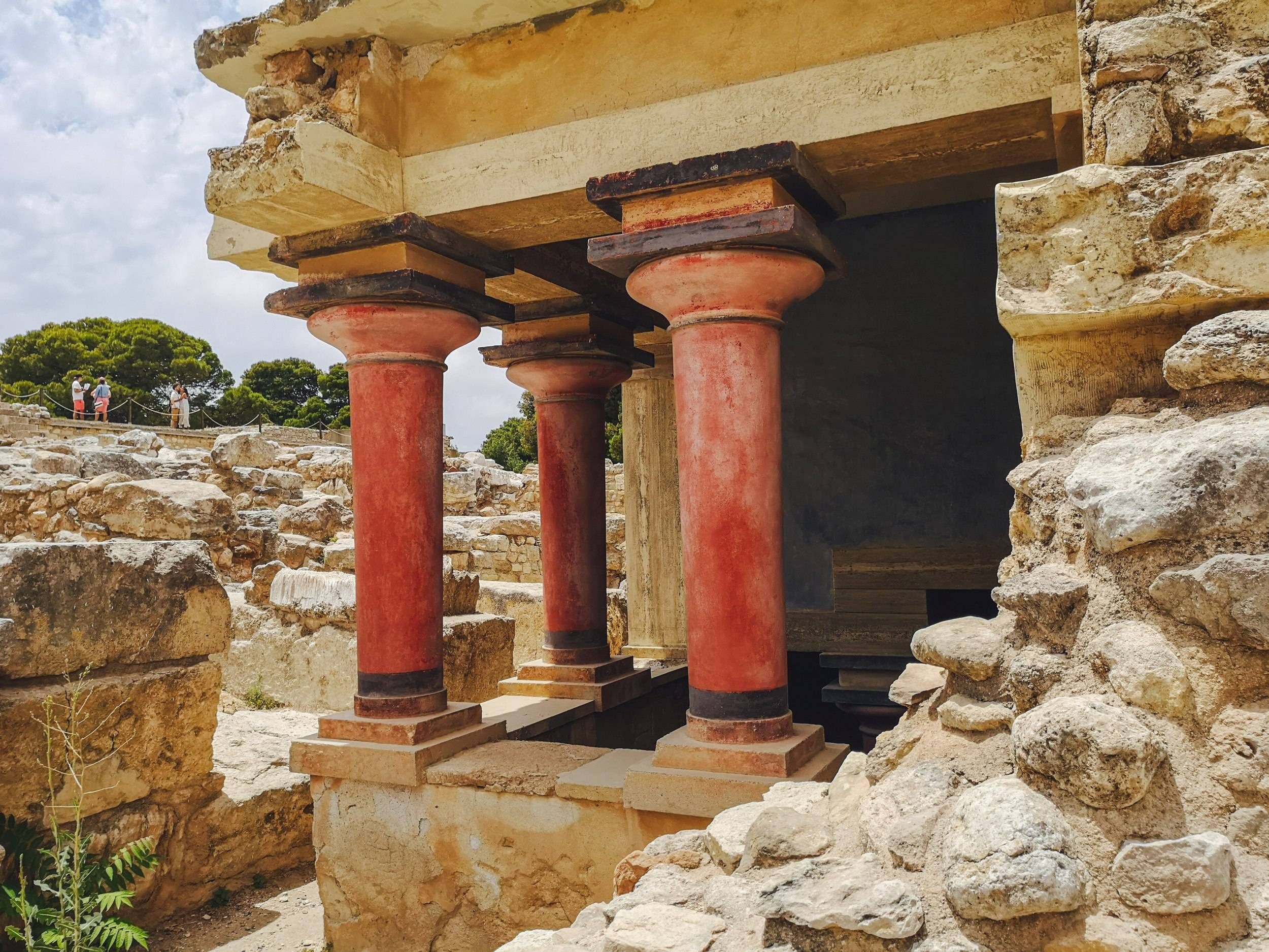Knossos History: Explore the Ancient Minoan Capital